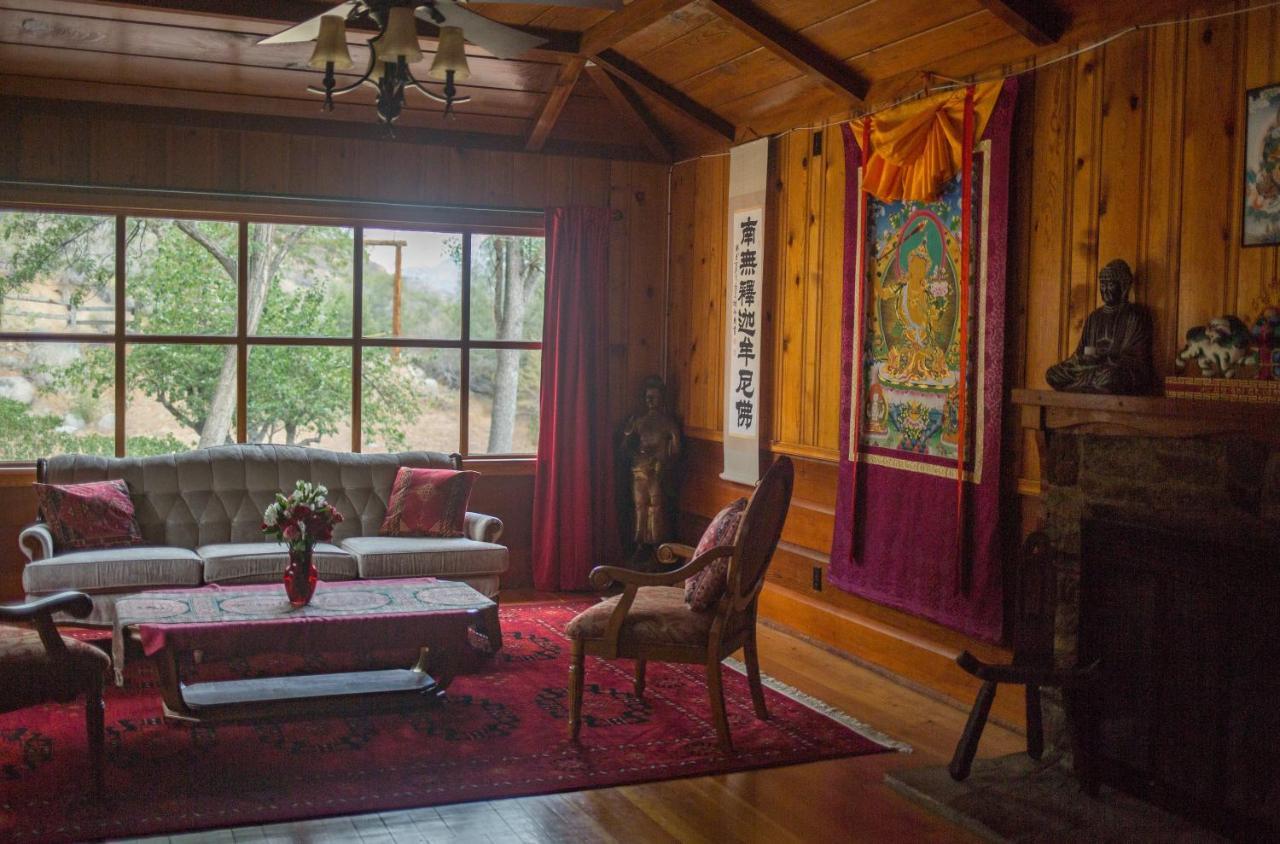 Quiet Mind Lodge, Spa & Retreat Sequoias Kernville Dış mekan fotoğraf